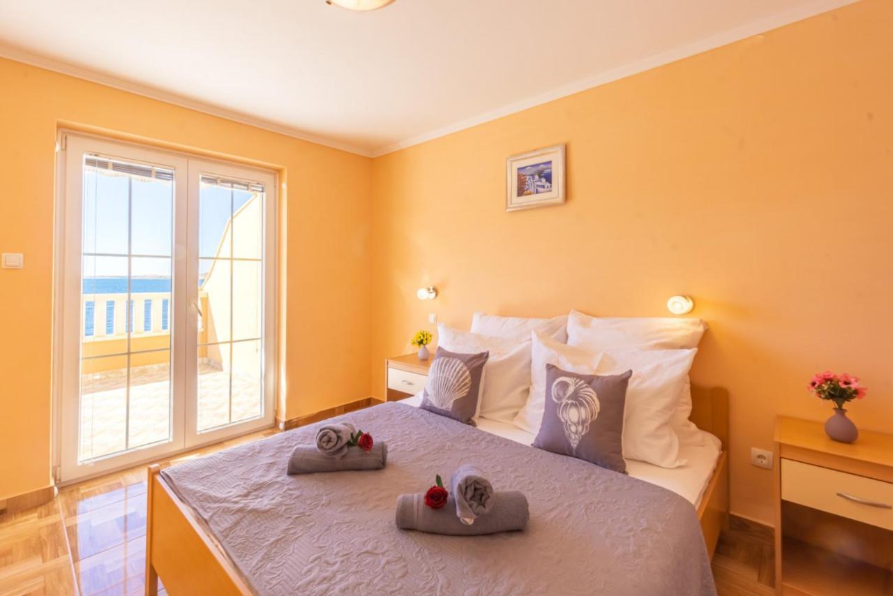 Kustic At The Beach Metajna Exterior foto